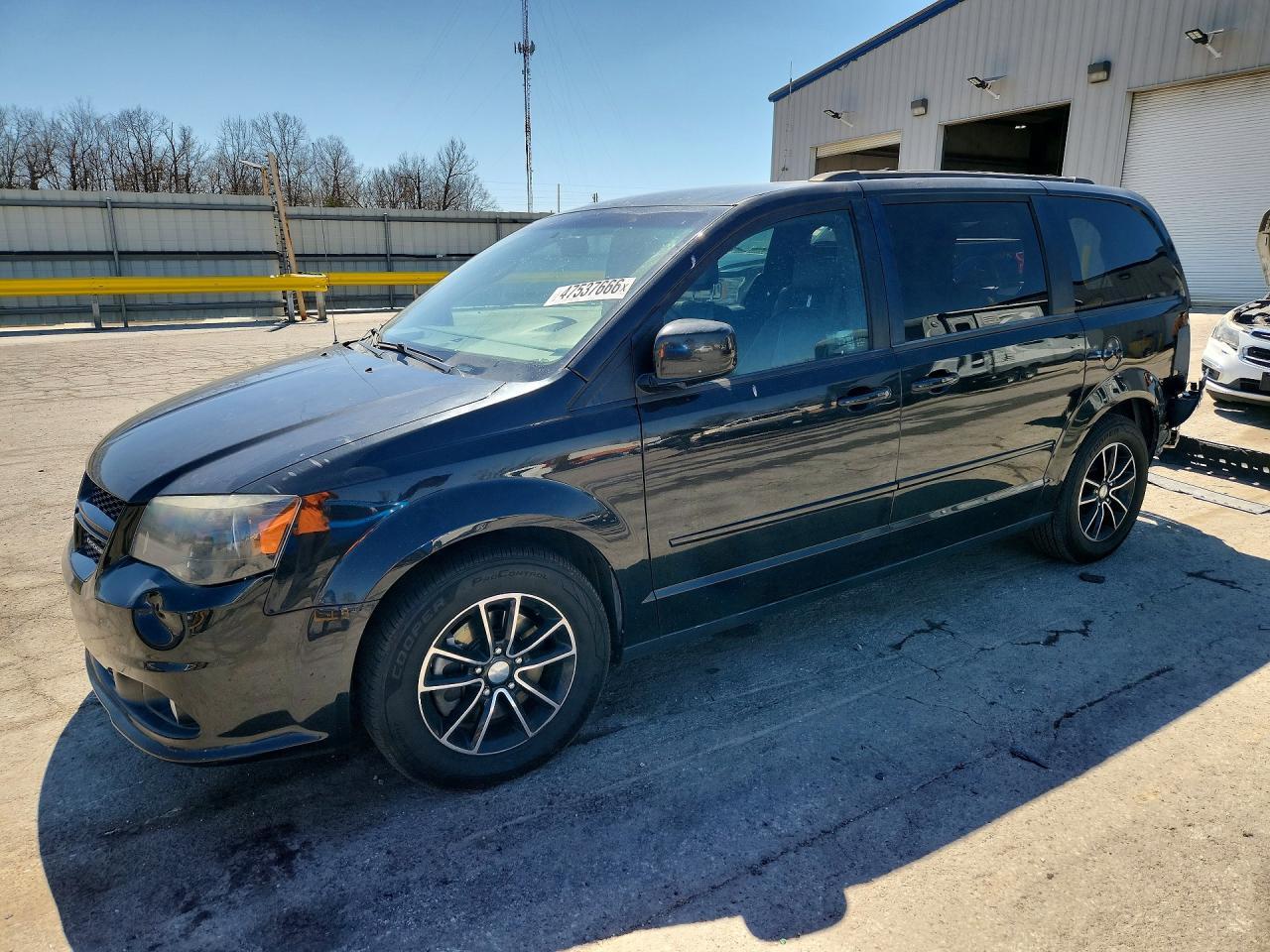 2015 Dodge Grand Caravan R - zdjęcie główne
