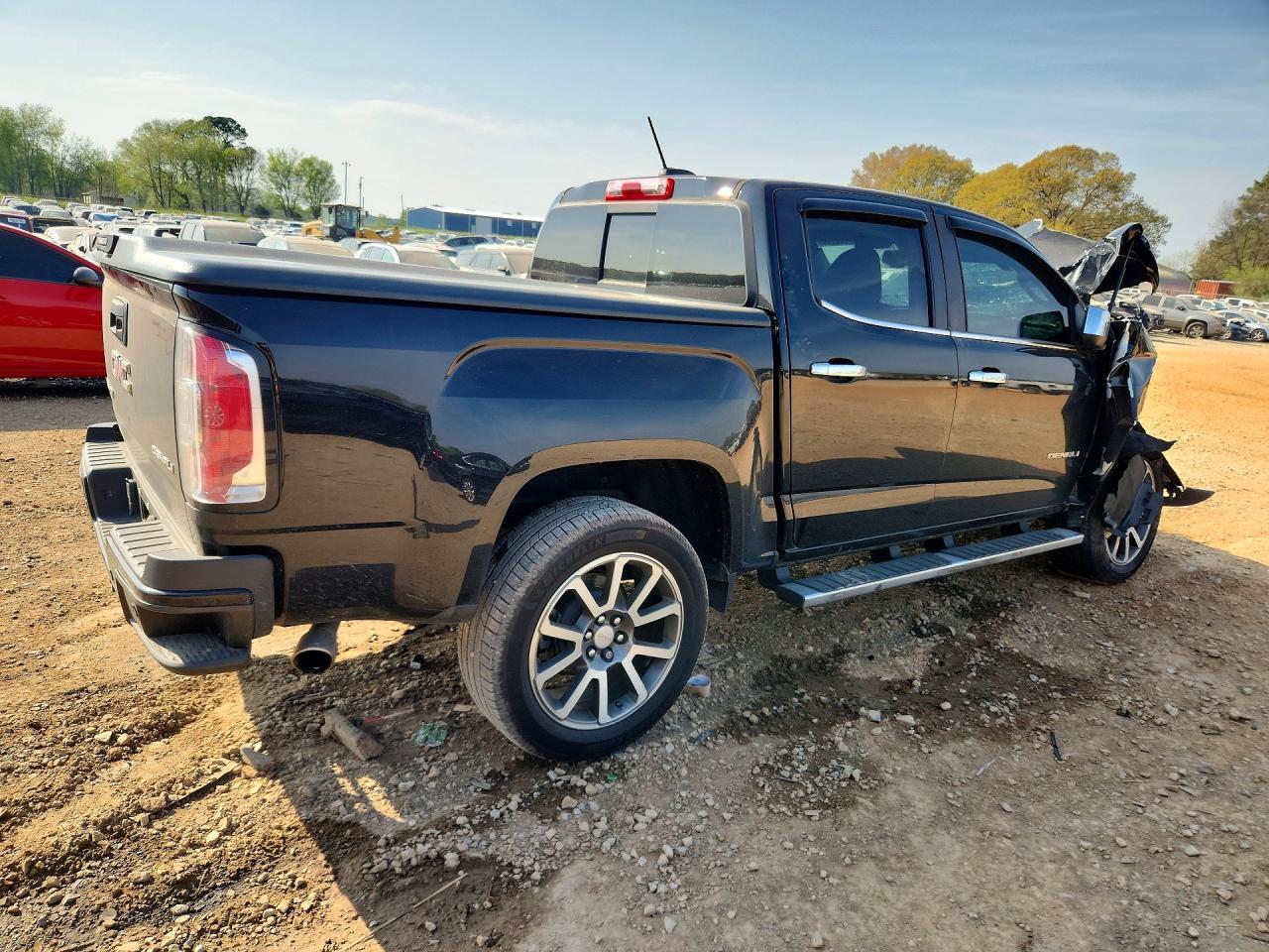 2020 GMC Canyon Denali - zdjęcie 3