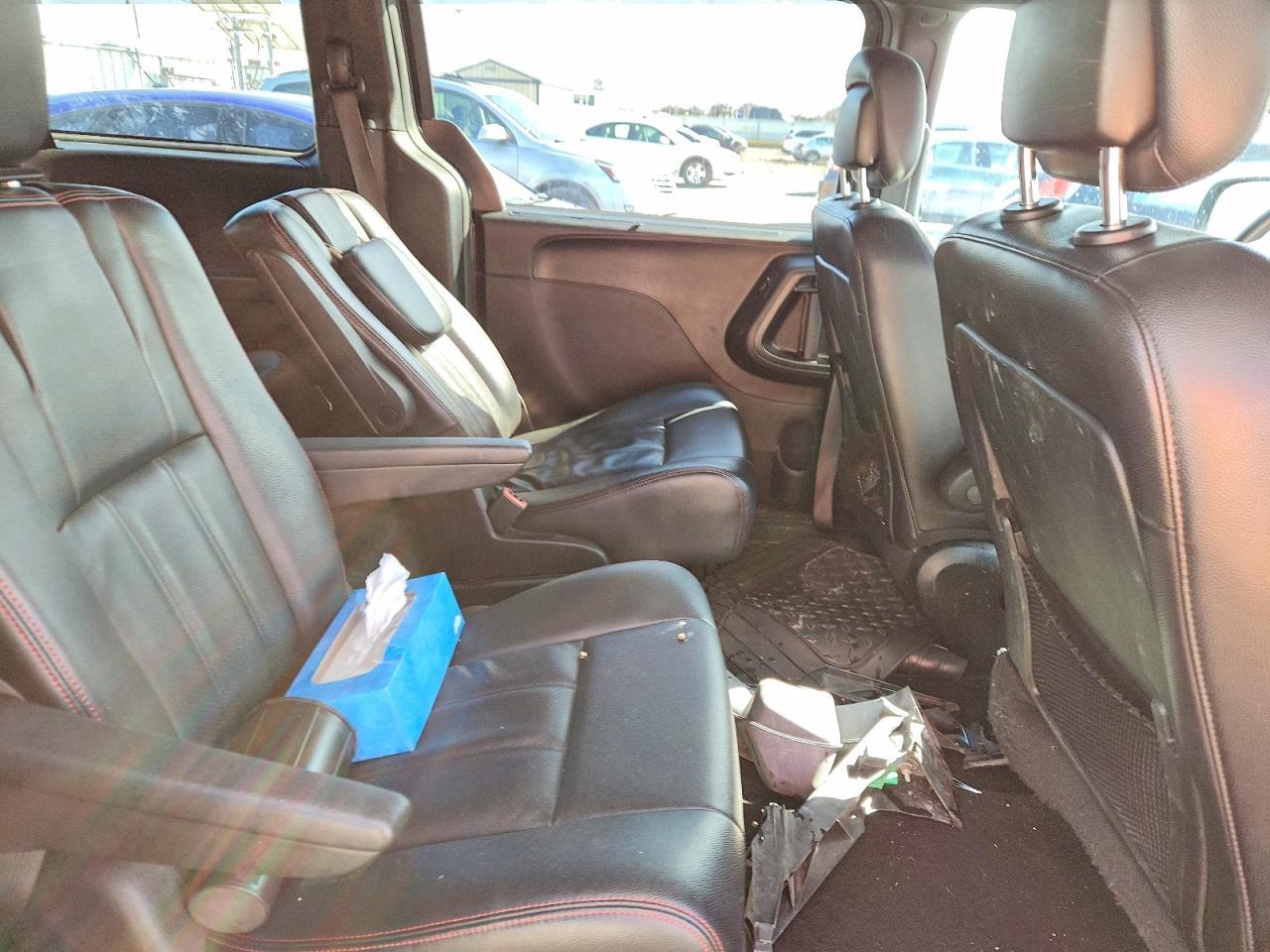 2019 Dodge Grand Caravan Gt - zdjęcie 11