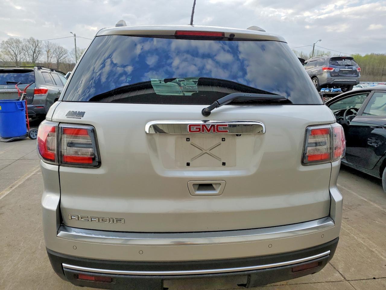 2016 GMC Acadia Sle - zdjęcie 6