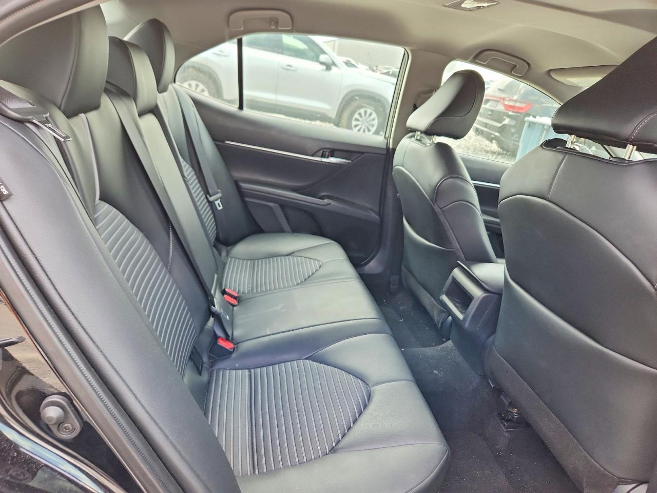 2024 Toyota Camry Se - zdjęcie 10