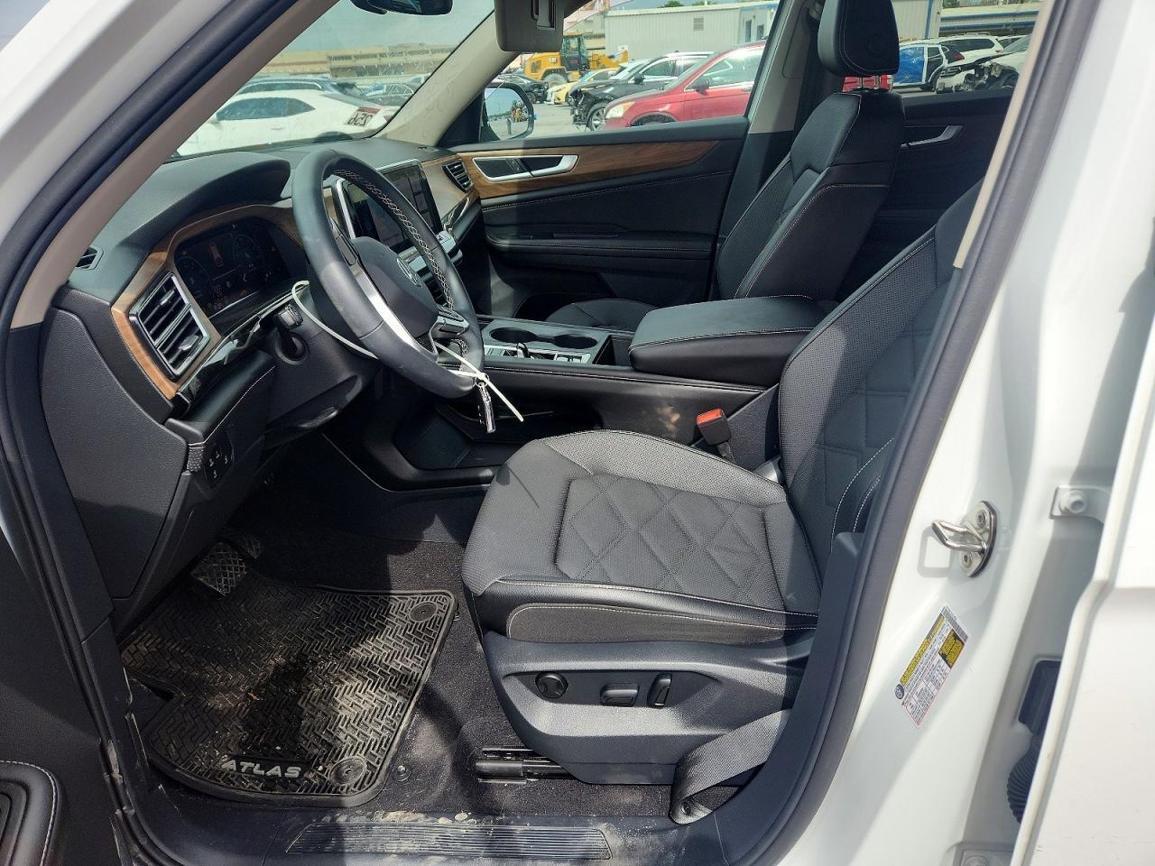 2024 Volkswagen Atlas Se - zdjęcie 7