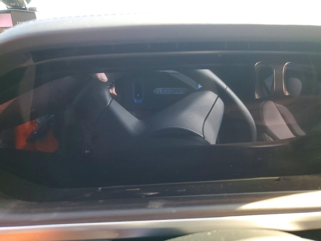 2024 Tesla Model X - zdjęcie 9