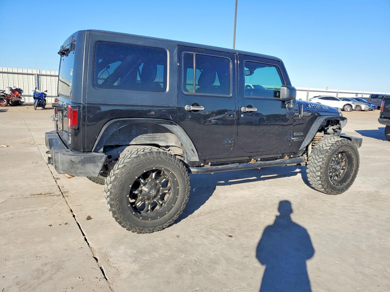 2014 Jeep Wrangler Unlimited Sport - zdjęcie 3