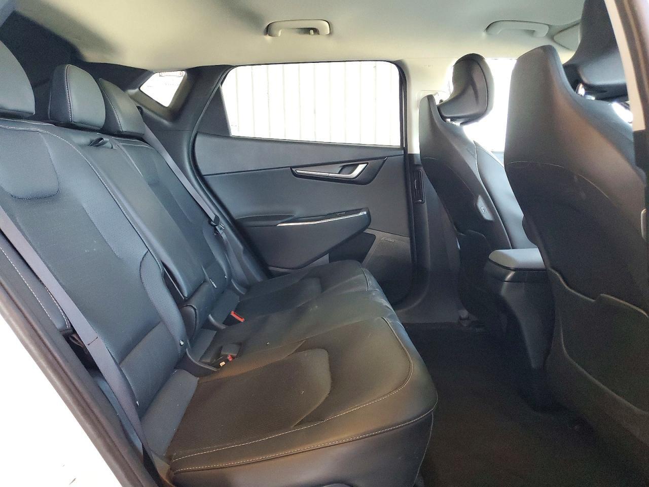 2024 Kia Ev6 Wind - zdjęcie 10