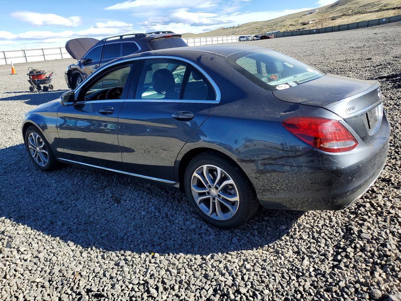 2015 Mercedes-Benz C 300 4Matic - zdjęcie 2