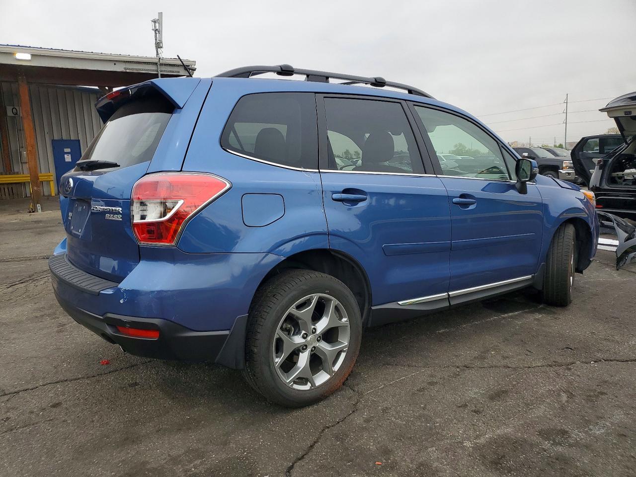 2015 Subaru Forester 2.5I Touring - zdjęcie 3