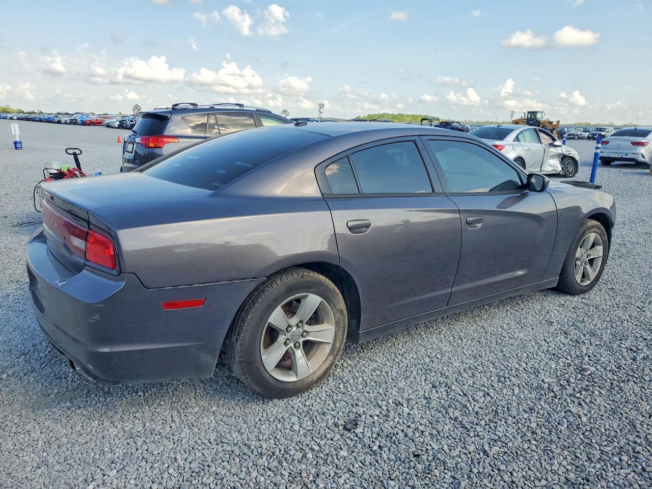 2013 Dodge Charger Se - zdjęcie 3