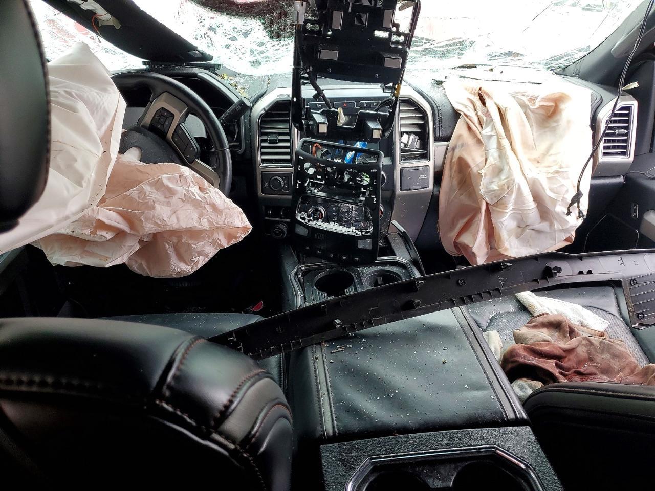 2020 Ford F250 Super Duty - zdjęcie 8