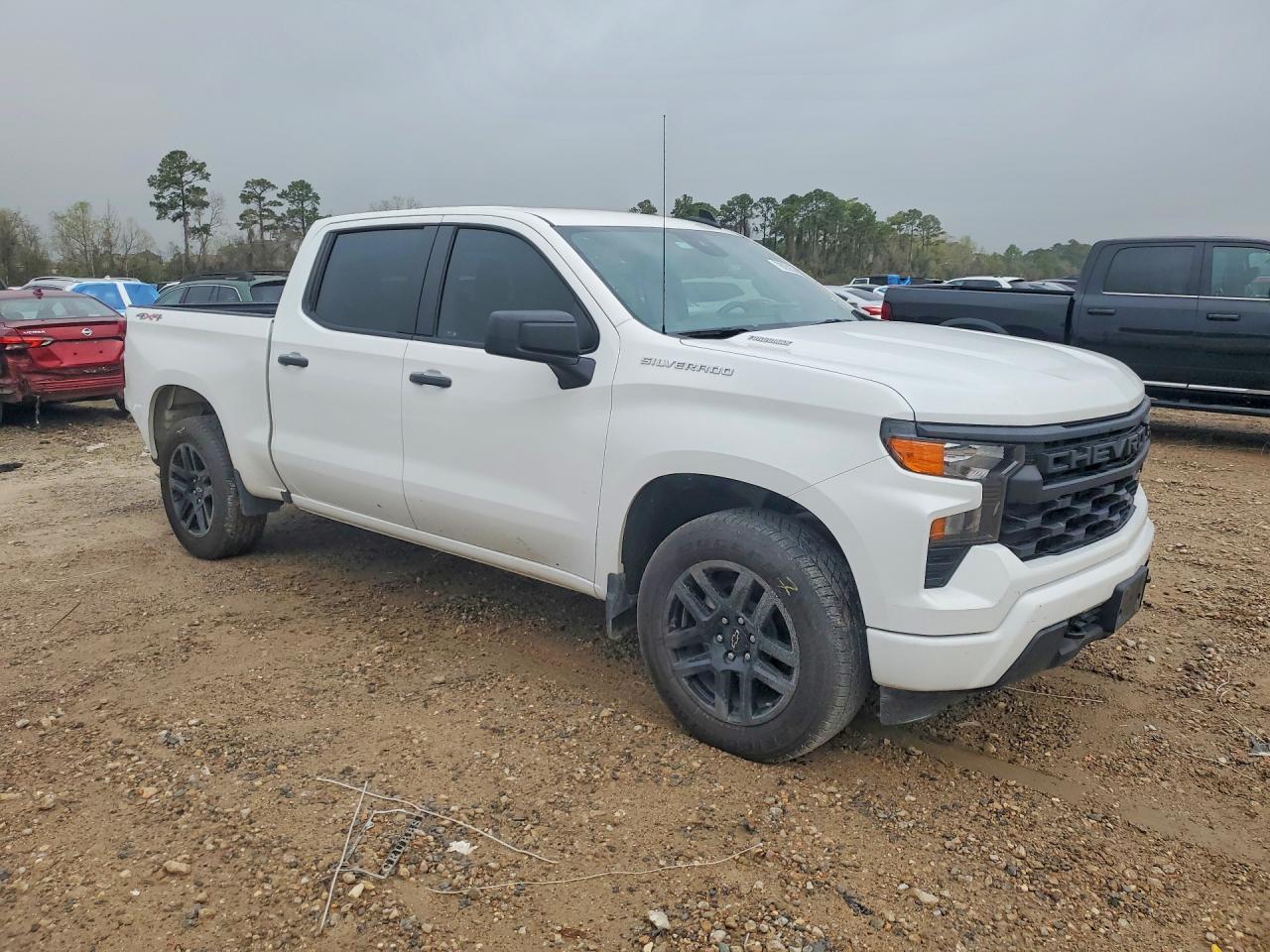 2024 Chevrolet Silverado K1500 Custom - zdjęcie 4