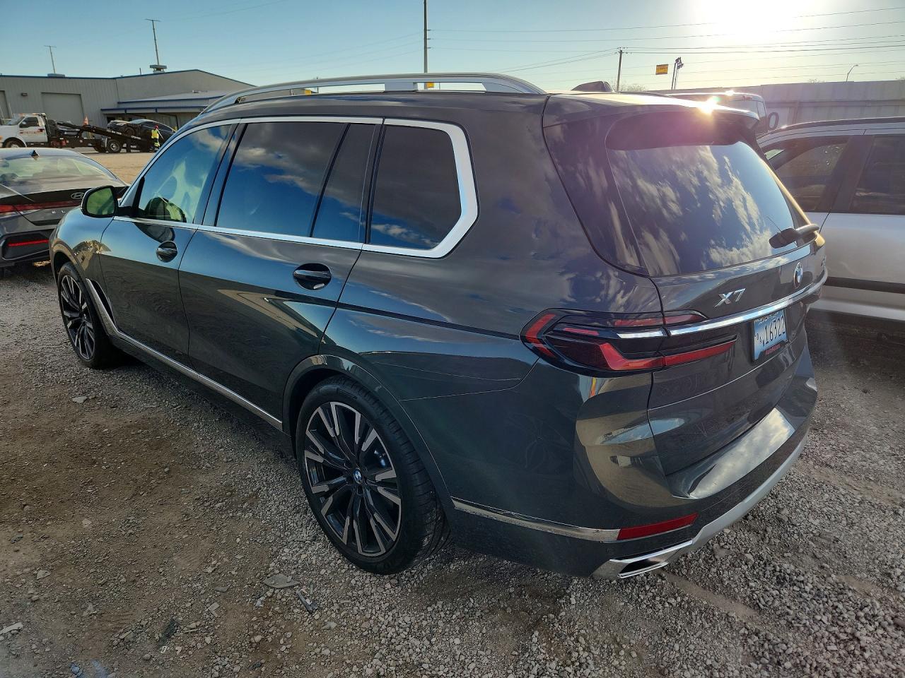 2025 BMW X7 xDrive40I - zdjęcie 2