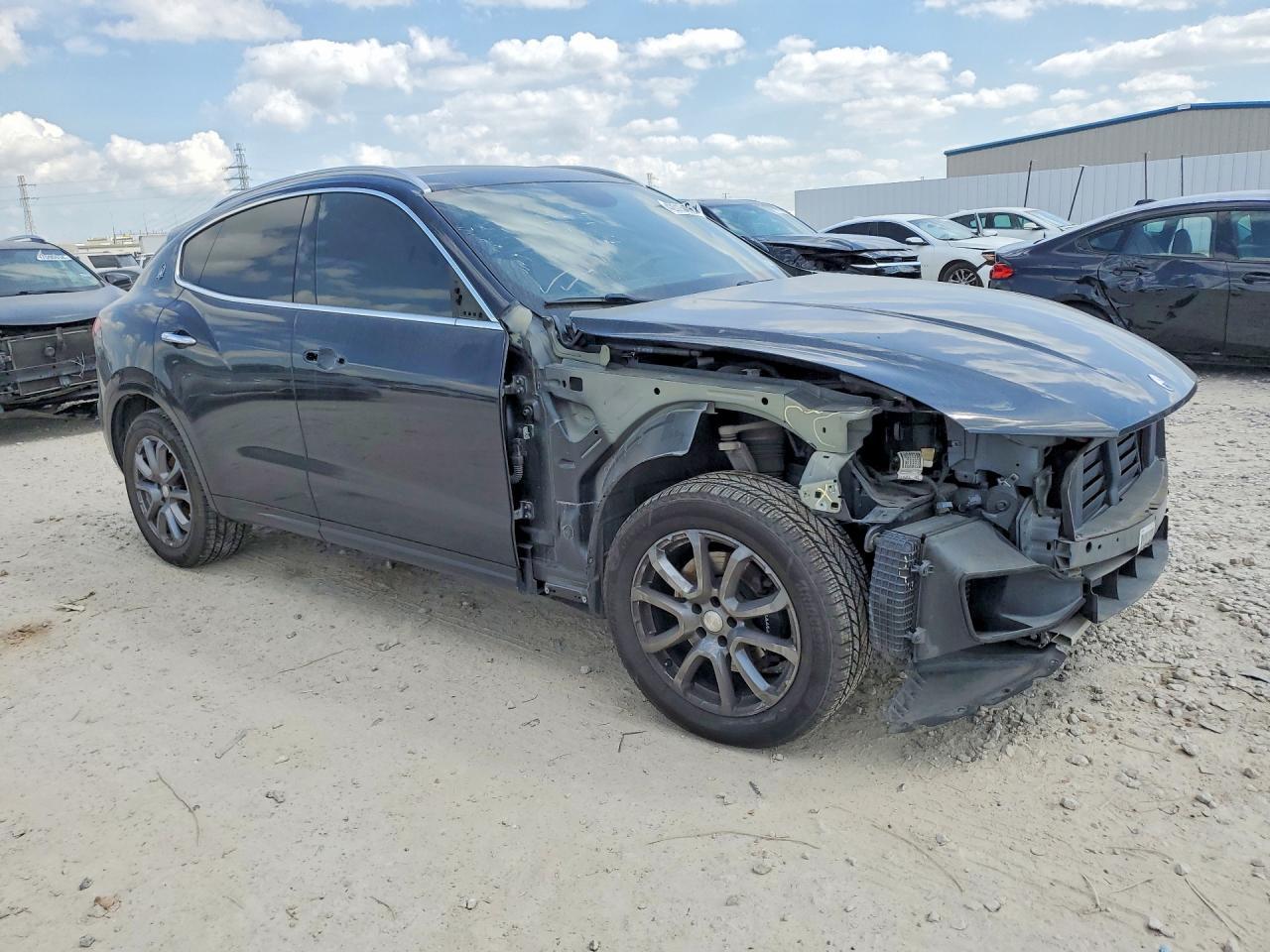 2018 Maserati Levante Luxury - zdjęcie 4