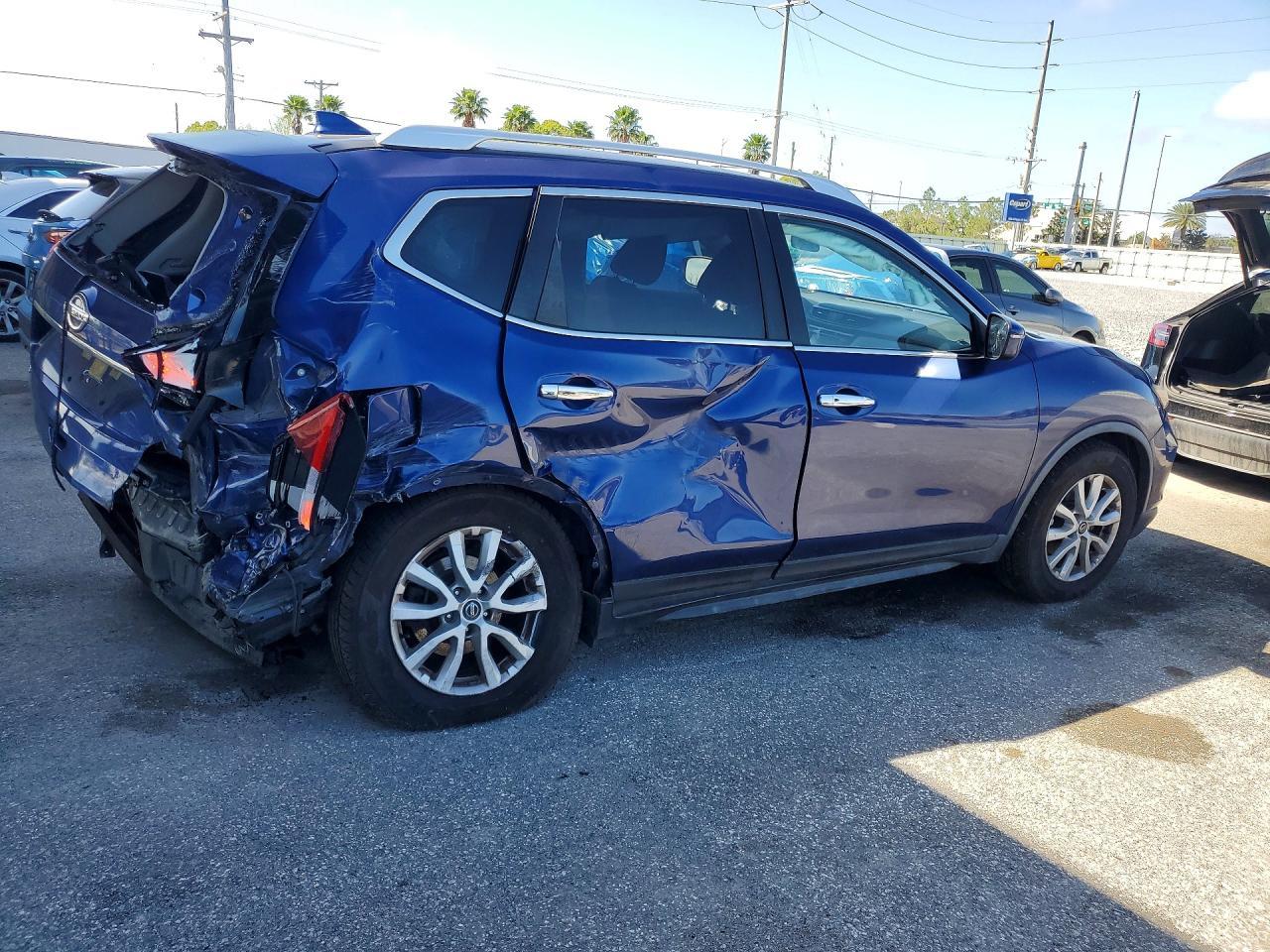 2020 Nissan Rogue Sv - zdjęcie 3