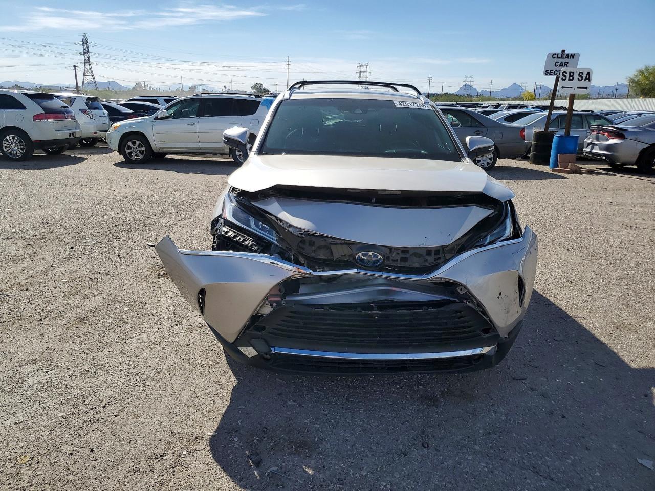 2023 Toyota Venza Limited - zdjęcie 5