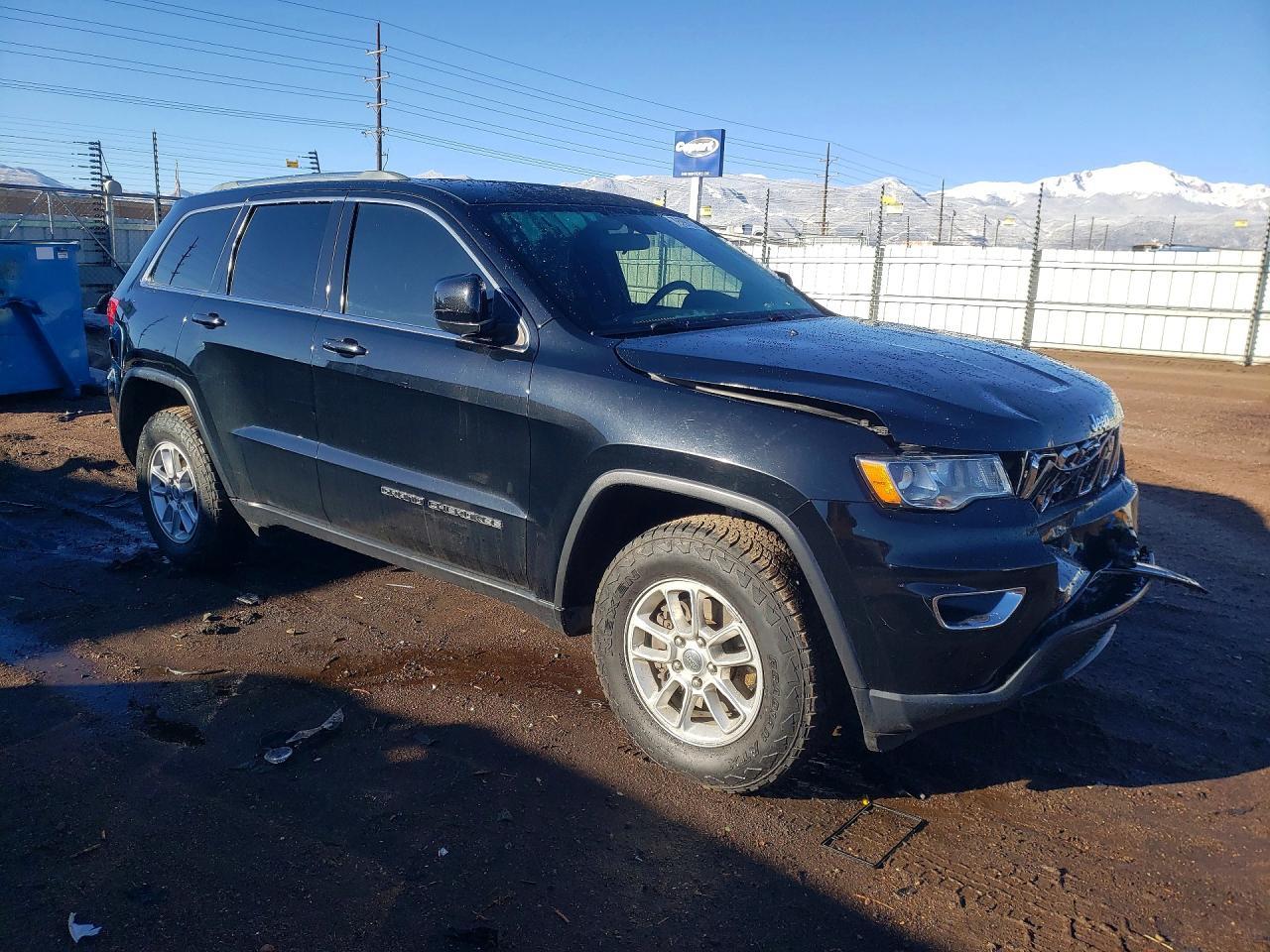 2018 Jeep Grand Cherokee Laredo - zdjęcie 4
