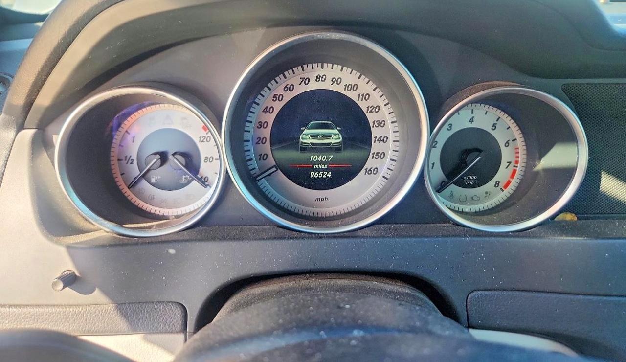 2015 Mercedes Benz C 250 - zdjęcie 9