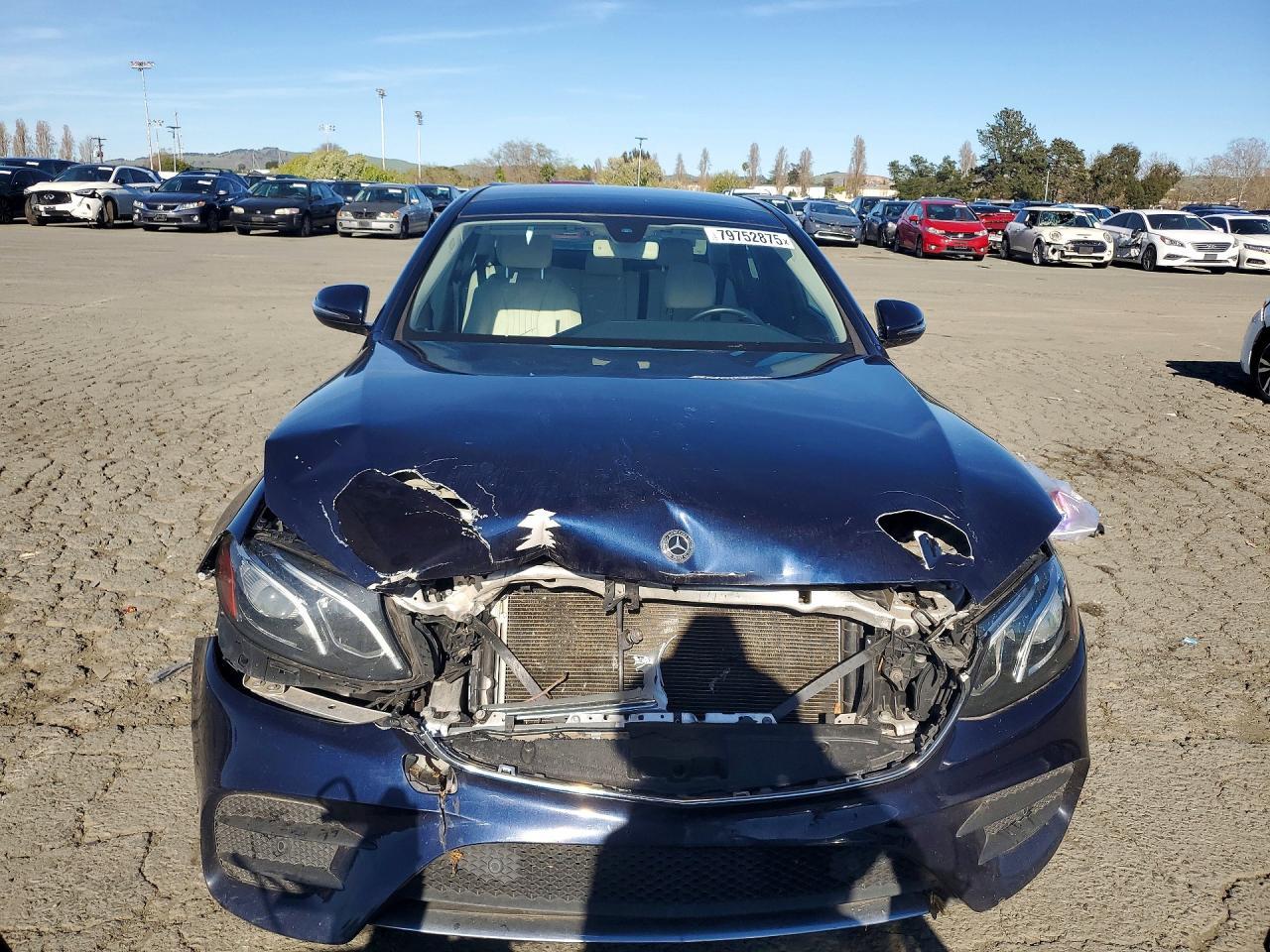 2018 Mercedes Benz E 300 - zdjęcie 5