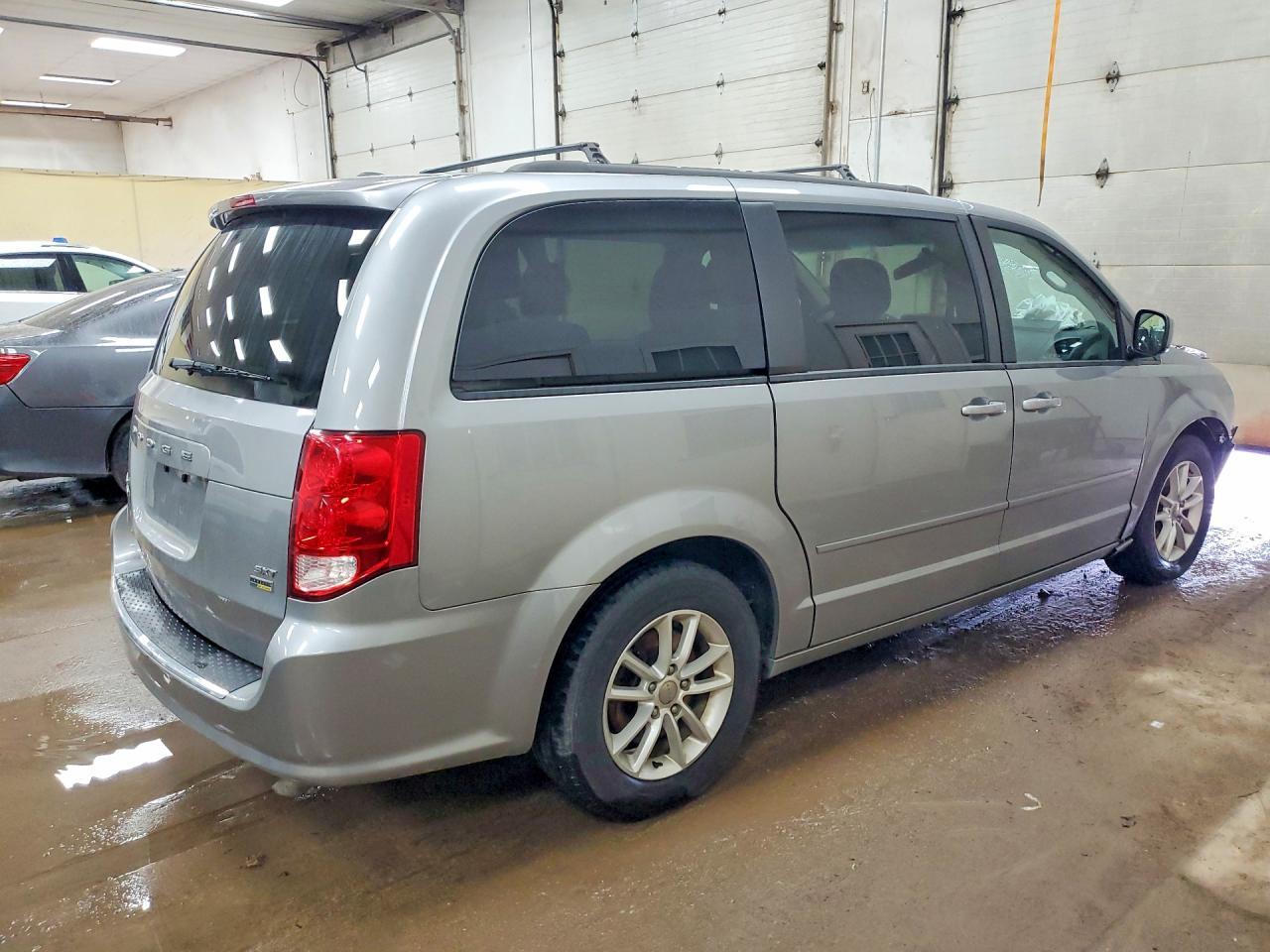 2016 Dodge Grand Caravan Sxt - zdjęcie 3
