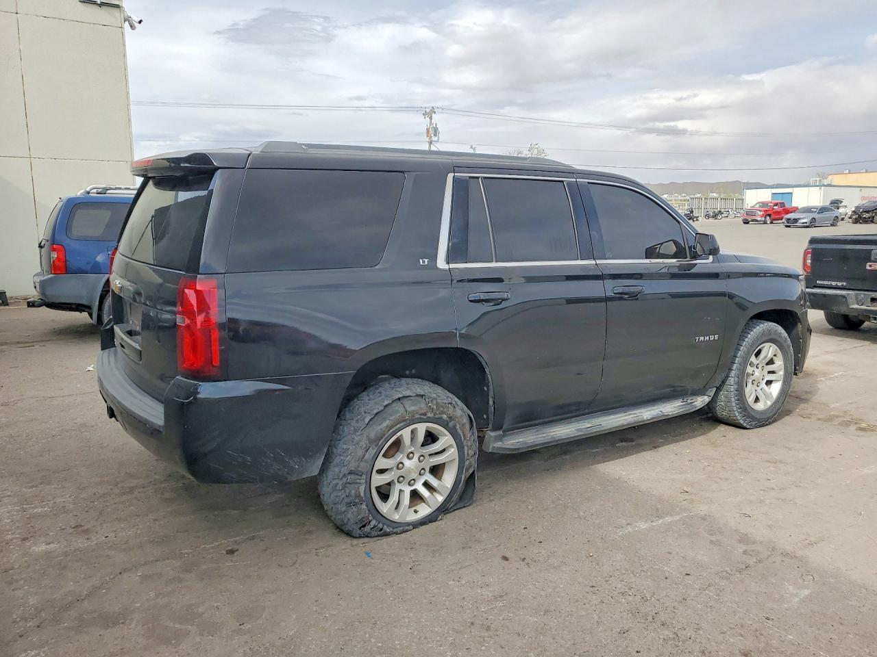 2020 Chevrolet Tahoe K1500 Lt - zdjęcie 3