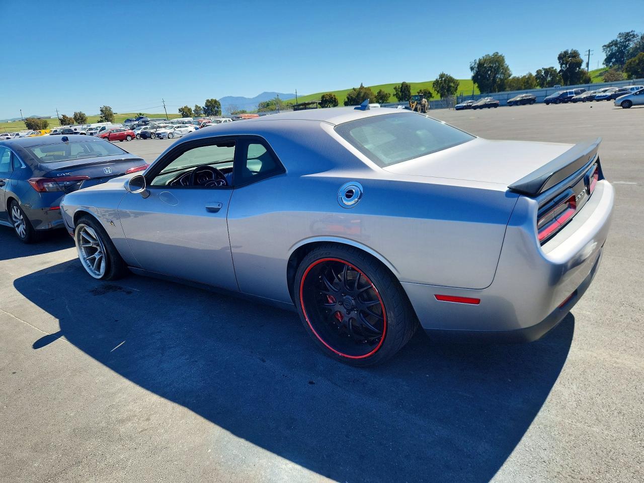 2015 Dodge Challenger R - zdjęcie 2