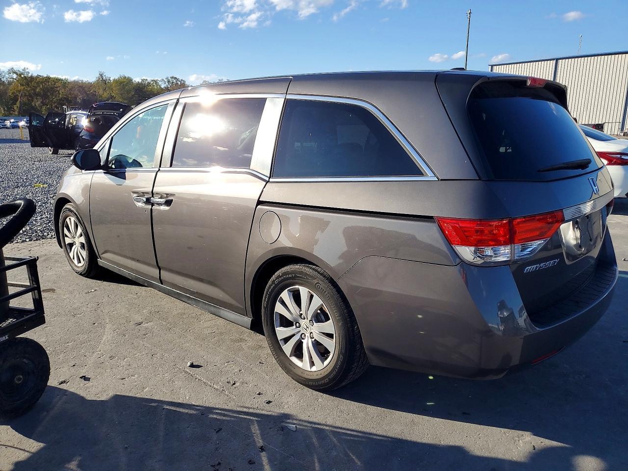 2015 Honda Odyssey Exl - zdjęcie 2