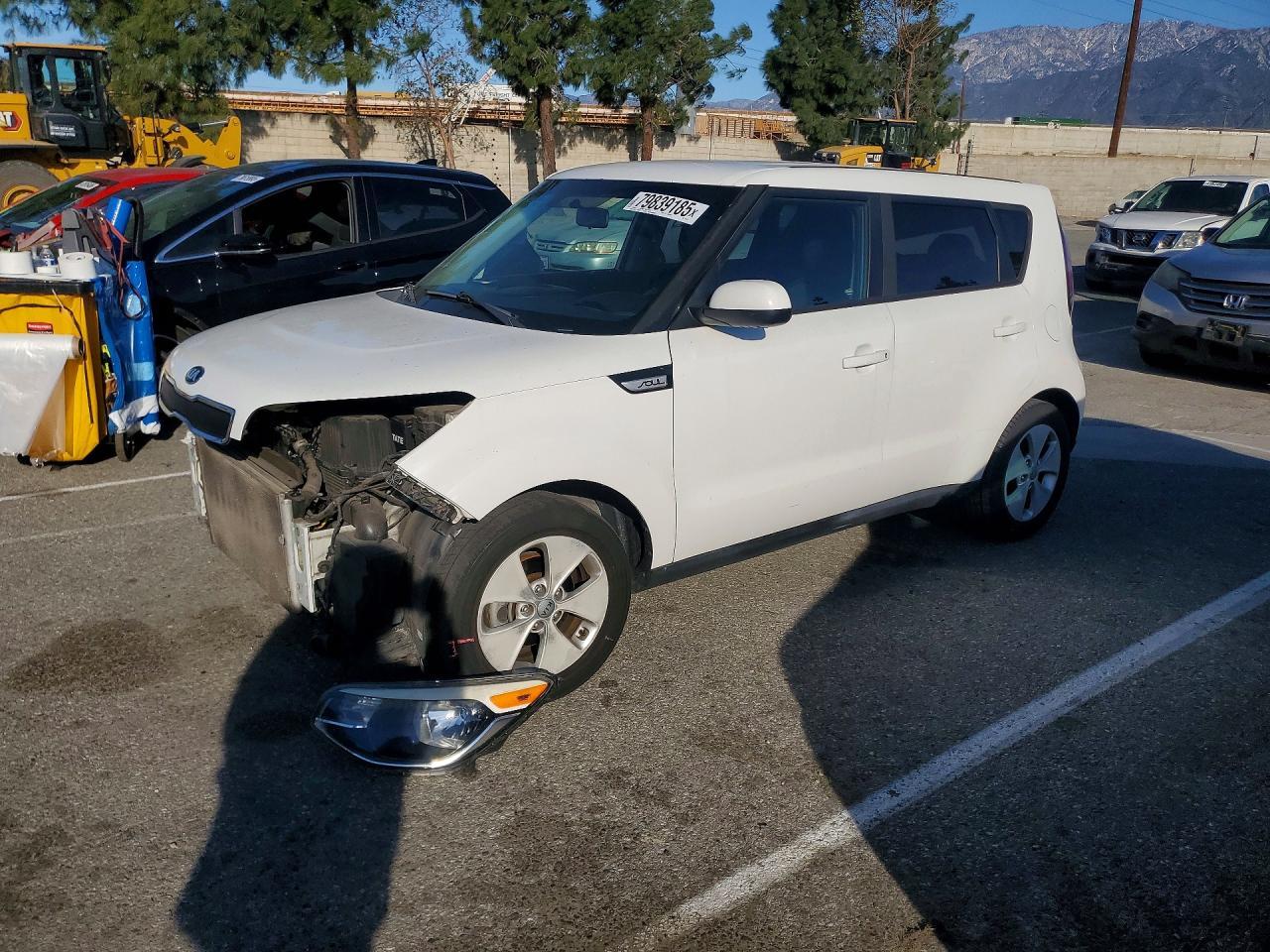 2016 Kia Soul Base - zdjęcie główne