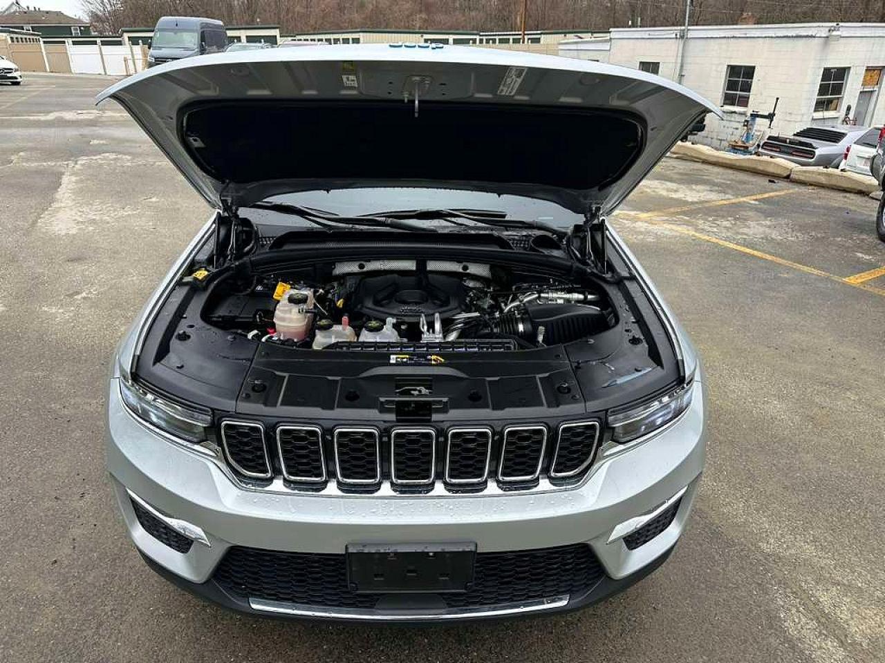 2023 Jeep Grand Cherokee Limited 4Xe - zdjęcie 8