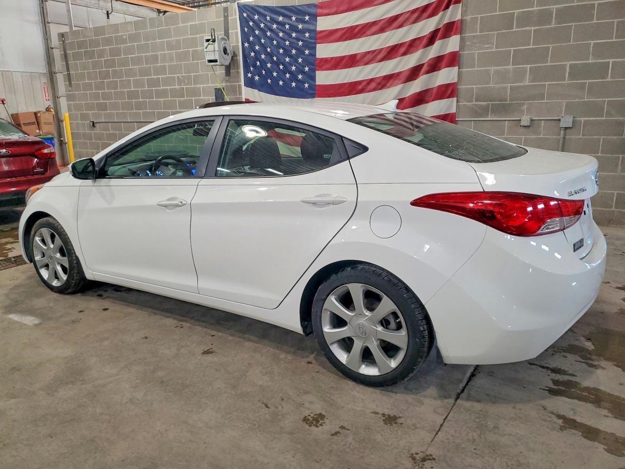 2013 Hyundai Elantra Limited - zdjęcie 2