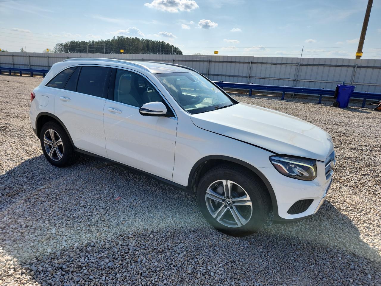 2019 Mercedes-Benz Glc 300 - zdjęcie 4