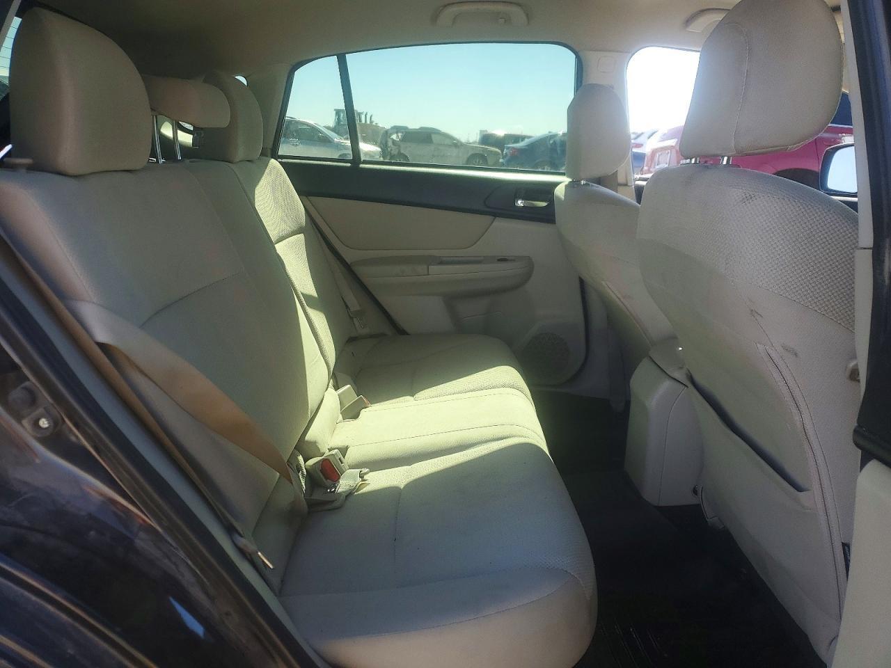 2013 Subaru Impreza Premium - zdjęcie 11