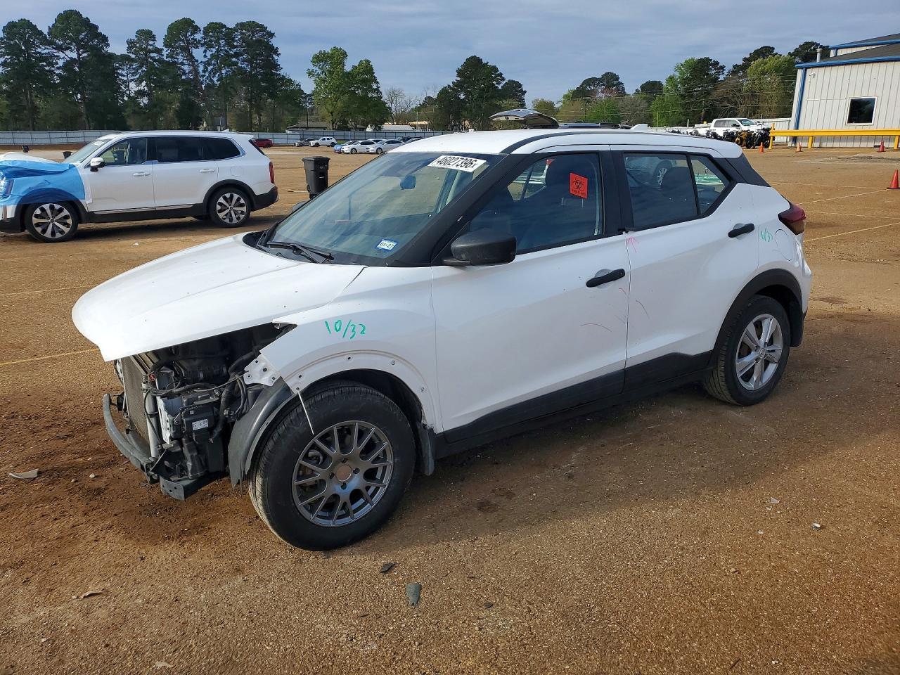 2021 Nissan Kicks S - zdjęcie główne