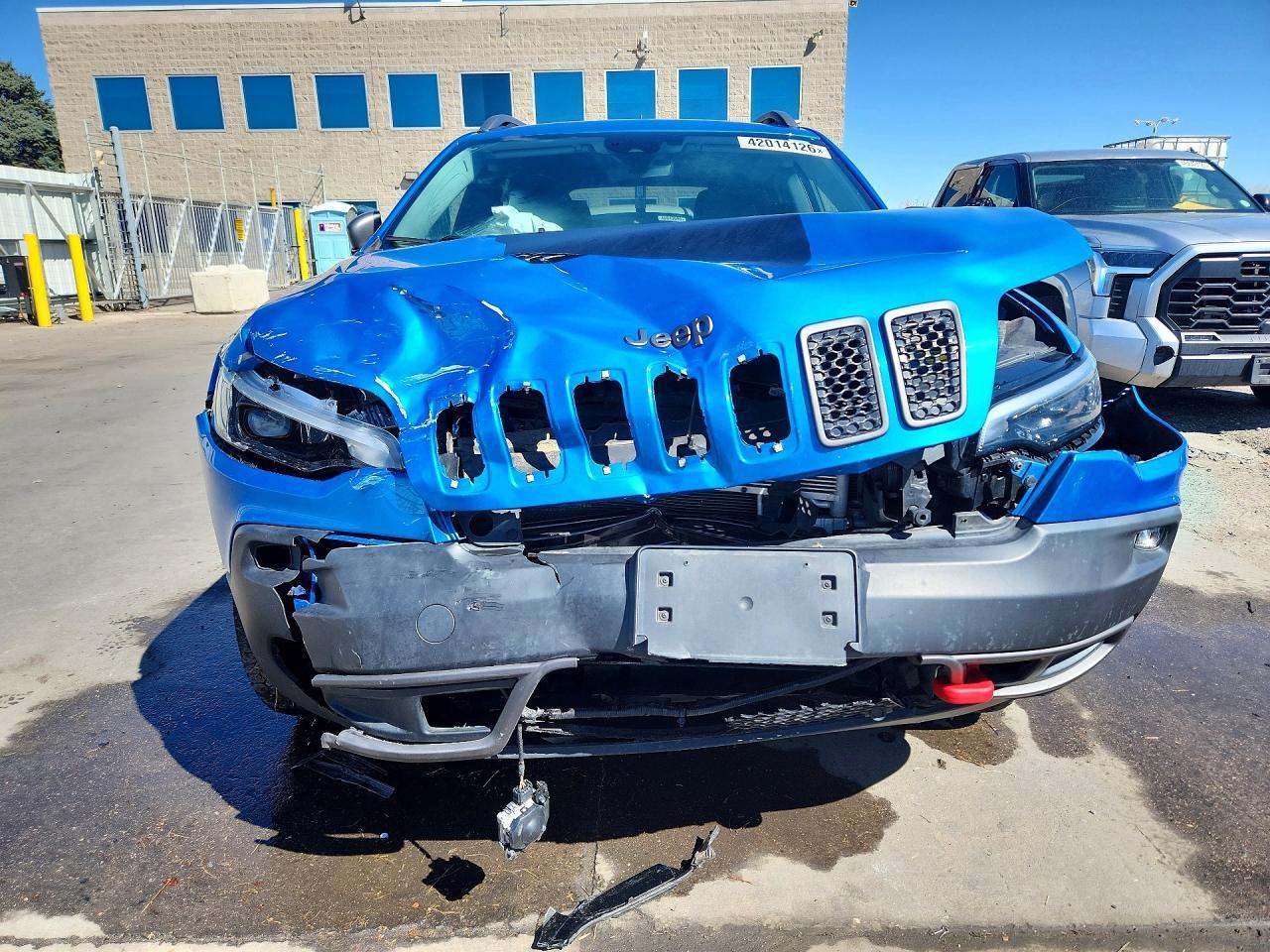 2021 Jeep Cherokee Trailhawk - zdjęcie 5