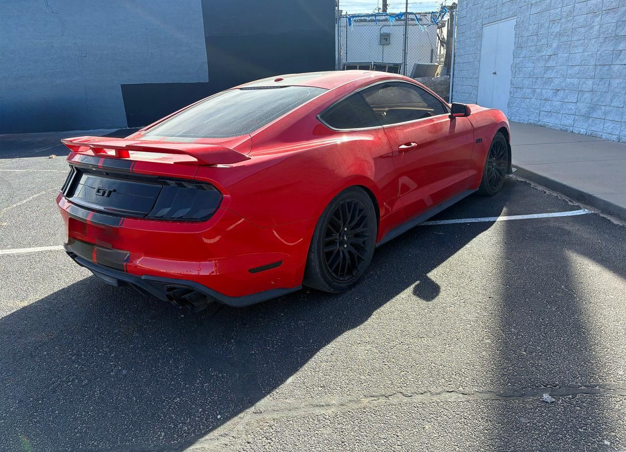 2019 Ford Mustang Gt - zdjęcie 4