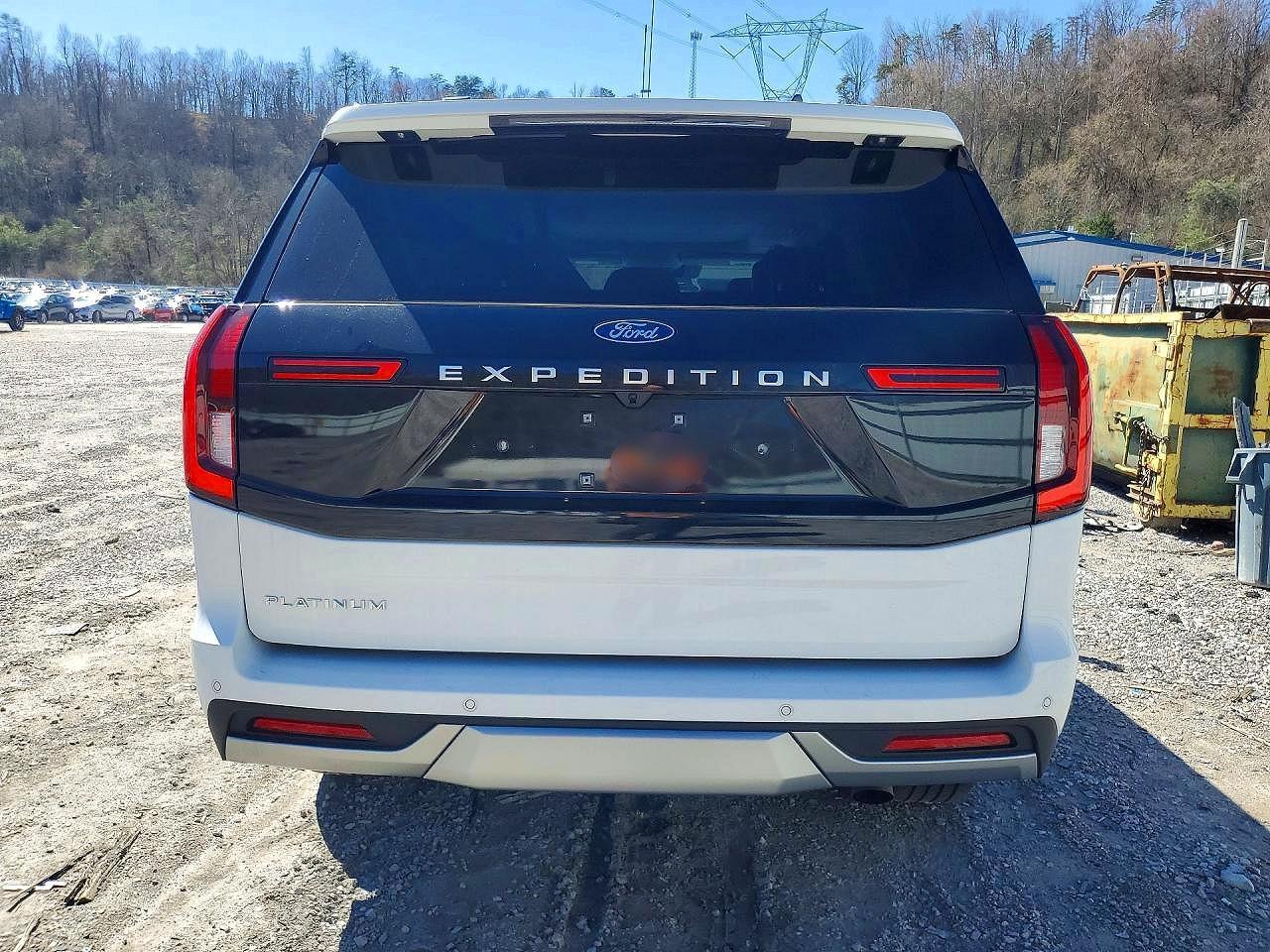 2025 Ford Expedition Platinum - zdjęcie 6