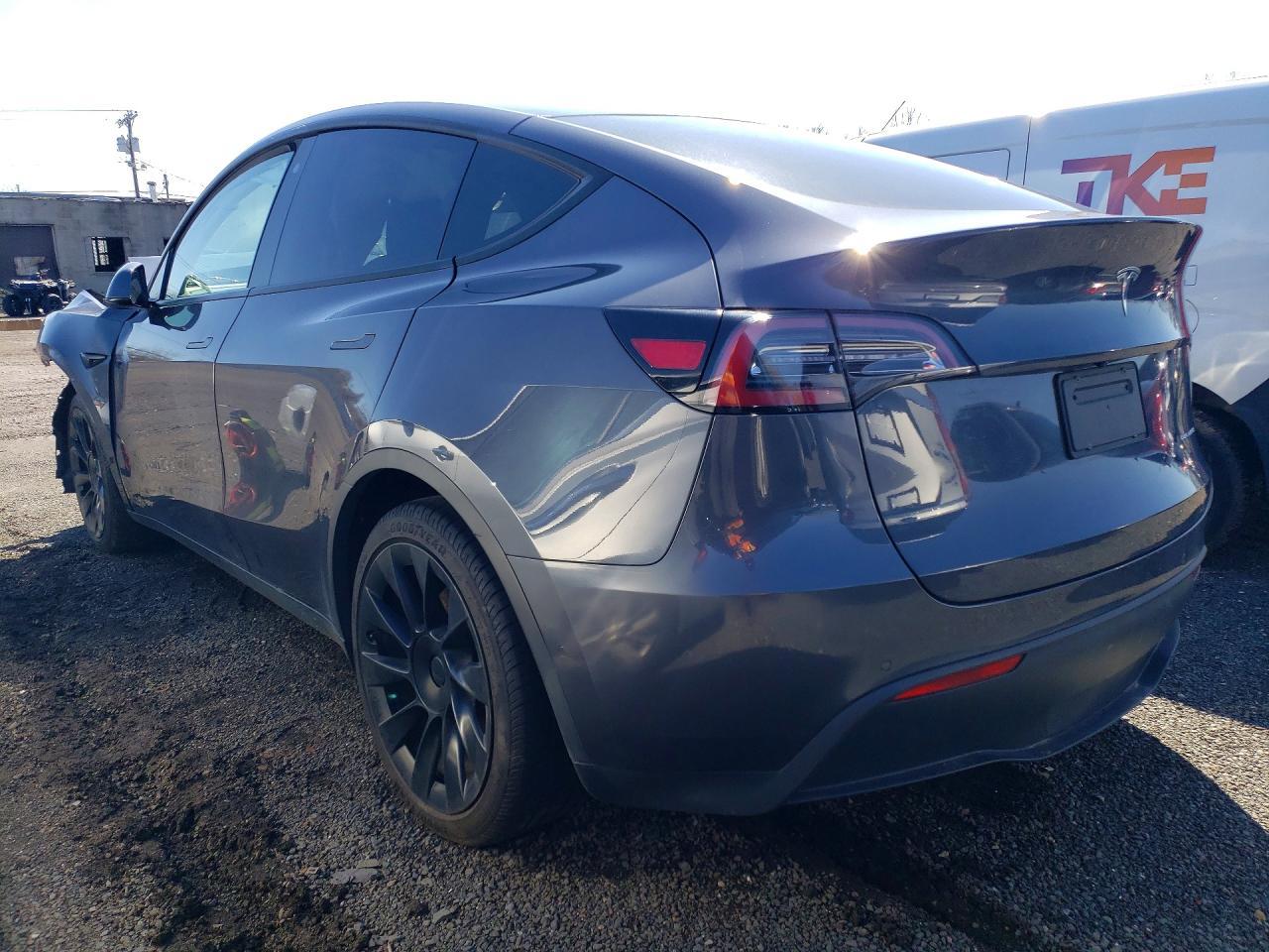 2020 Tesla Model Y - zdjęcie 2