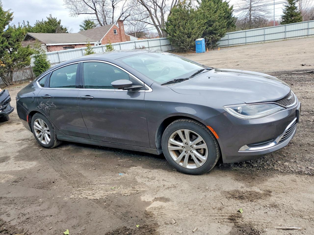 2015 Chrysler 200 Limited - zdjęcie 4