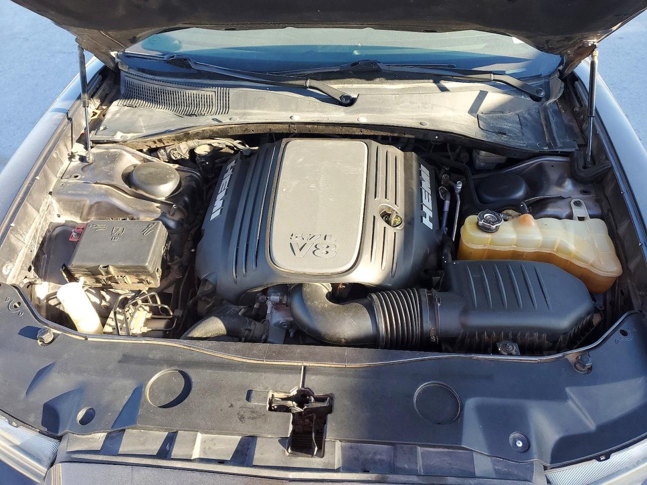 2013 Dodge Charger R - zdjęcie 11