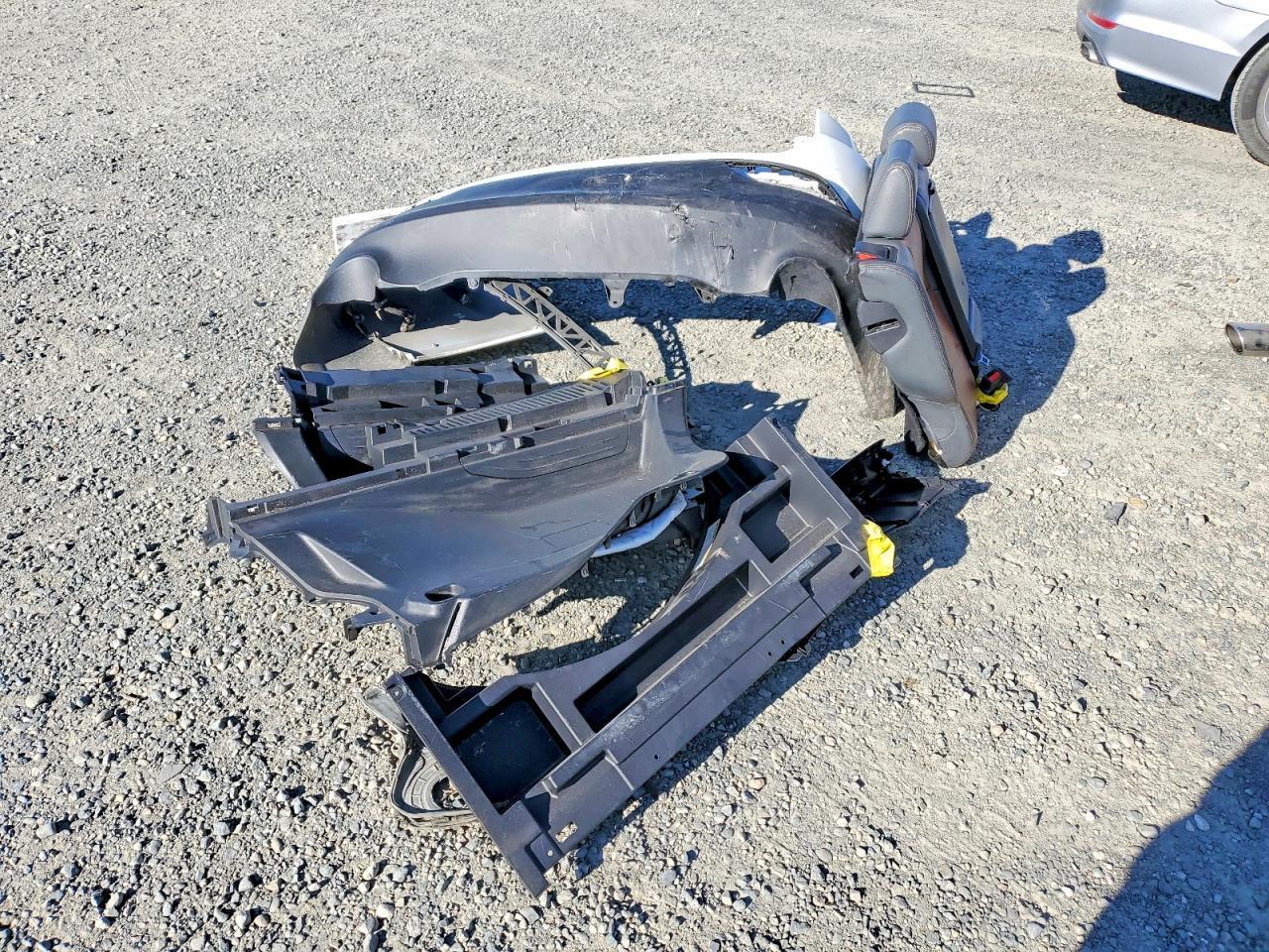 2022 Toyota Venza Le - zdjęcie 13