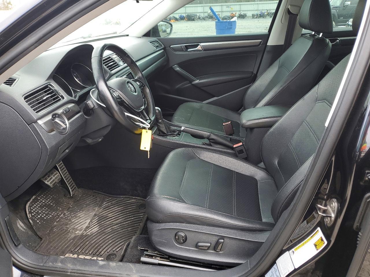 2017 Volkswagen Passat R-Line - zdjęcie 7
