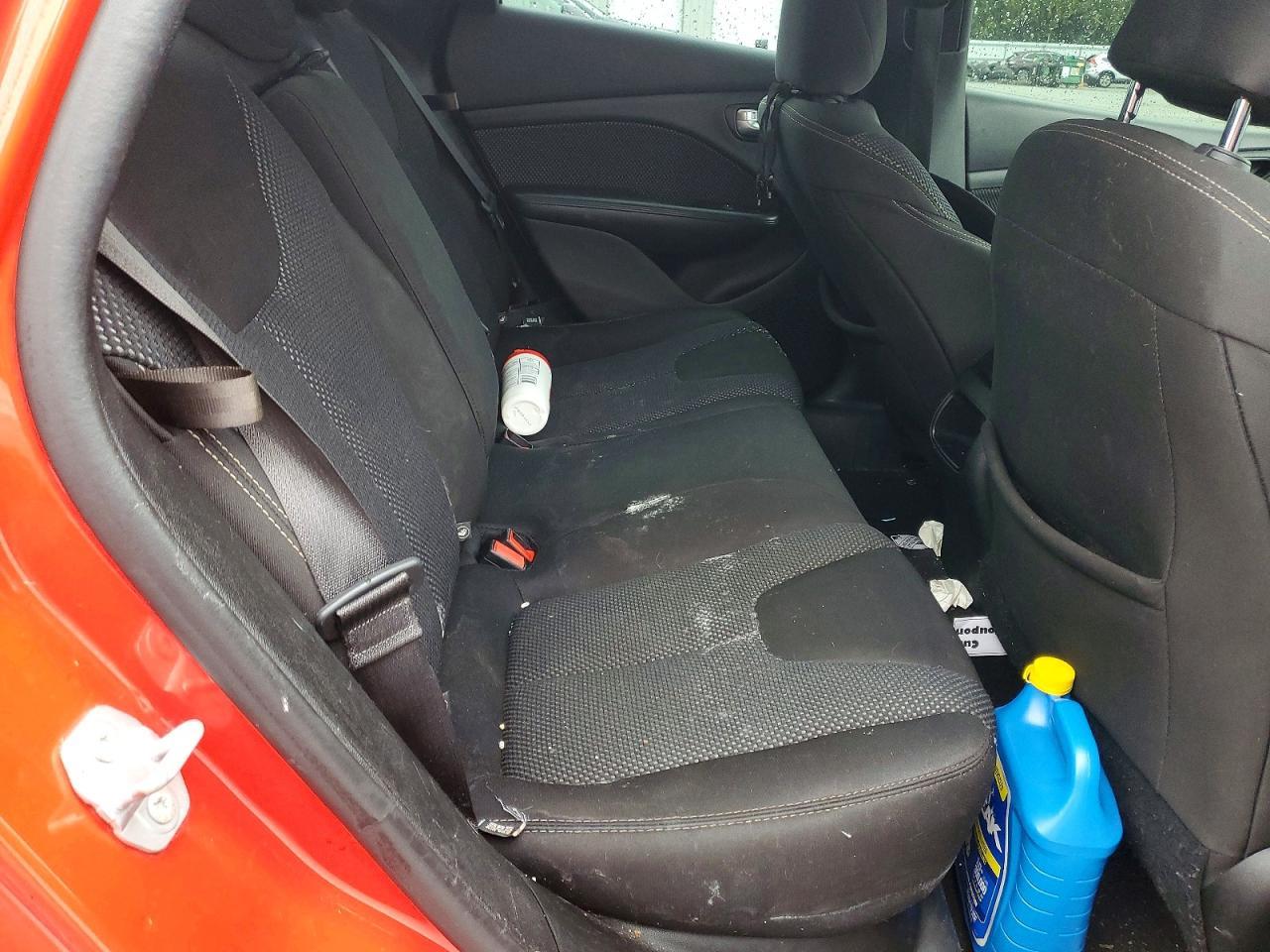 2016 Dodge Dart Sxt - zdjęcie 10