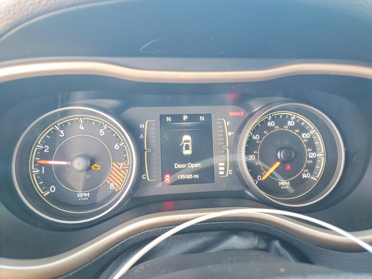 2015 Jeep Cherokee Latitude - zdjęcie 9