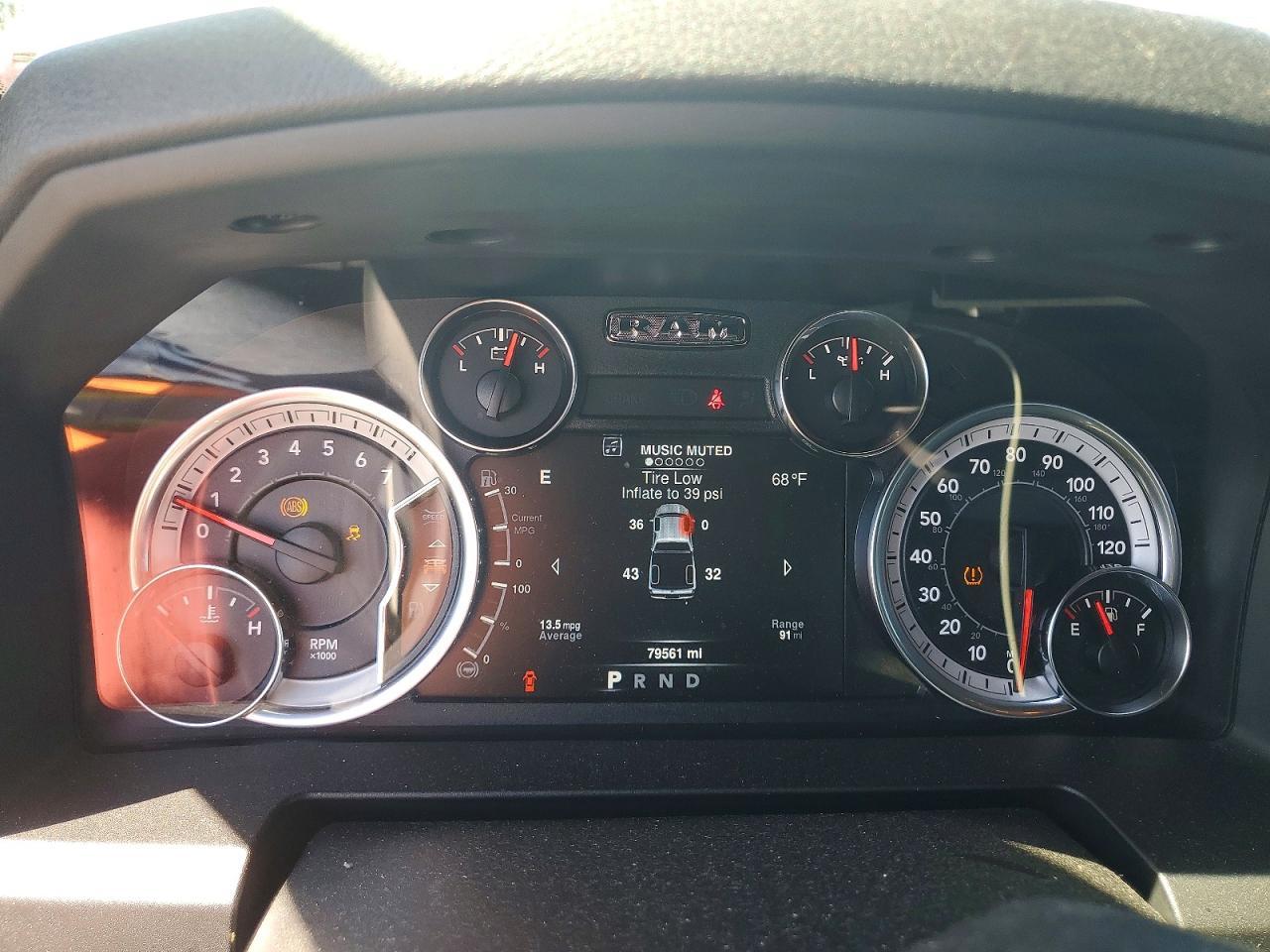 2021 Ram 1500 Classic Slt - zdjęcie 9