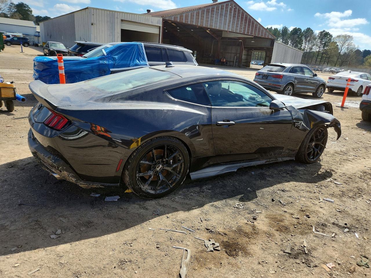 2024 Ford Mustang Gt - zdjęcie 3