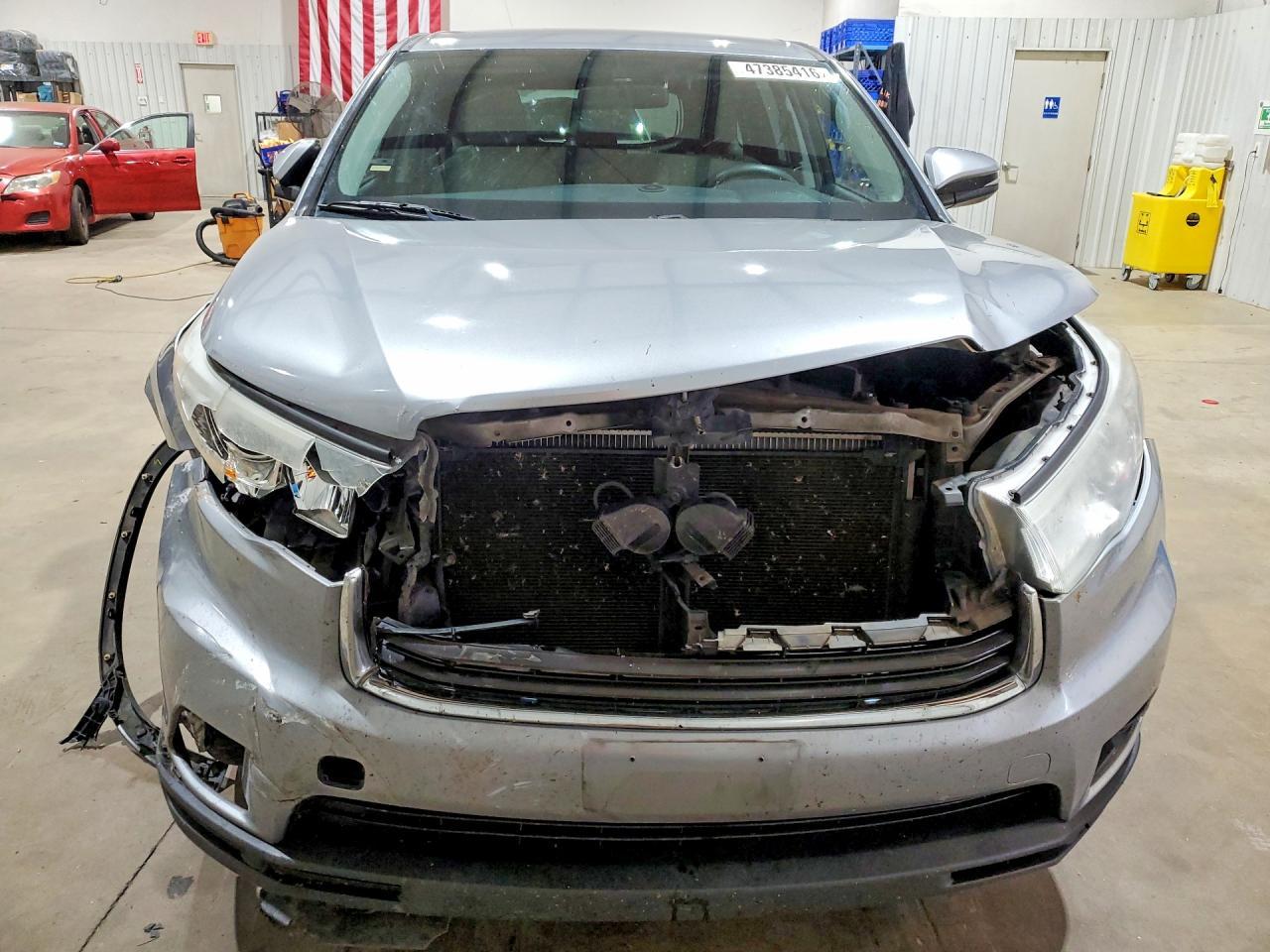 2014 Toyota Highlander Le - zdjęcie 5