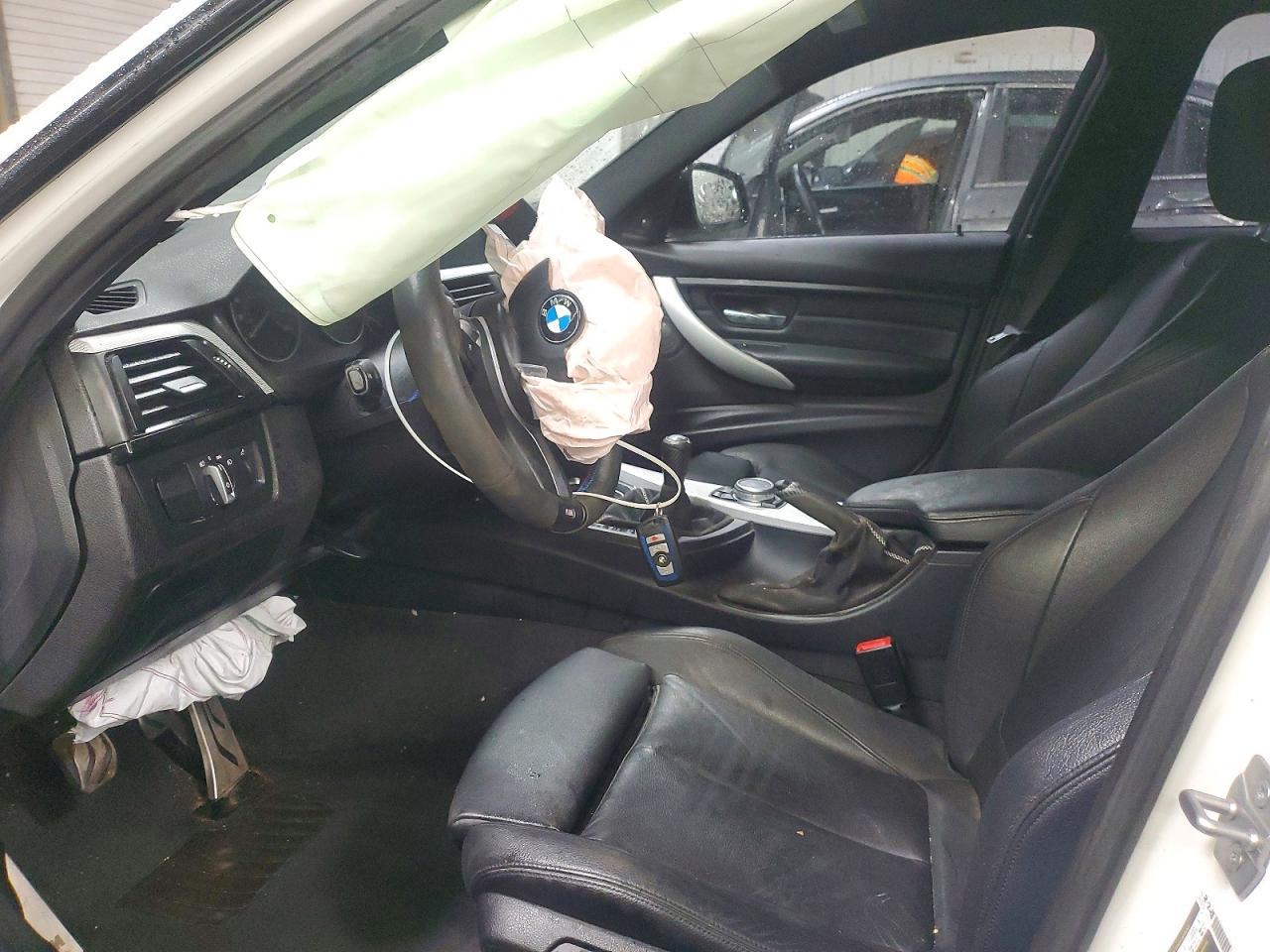 2015 BMW 335 I - zdjęcie 7