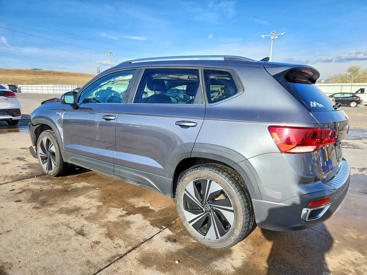 2024 Volkswagen Taos Se - zdjęcie 2