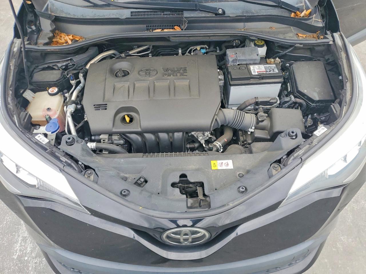 2020 Toyota C-Hr Le - zdjęcie 12