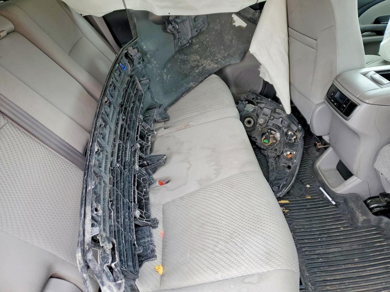 2017 Toyota Highlander Le - zdjęcie 13