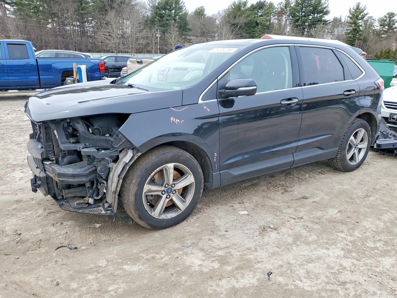 2019 Ford Edge Titanium - zdjęcie główne