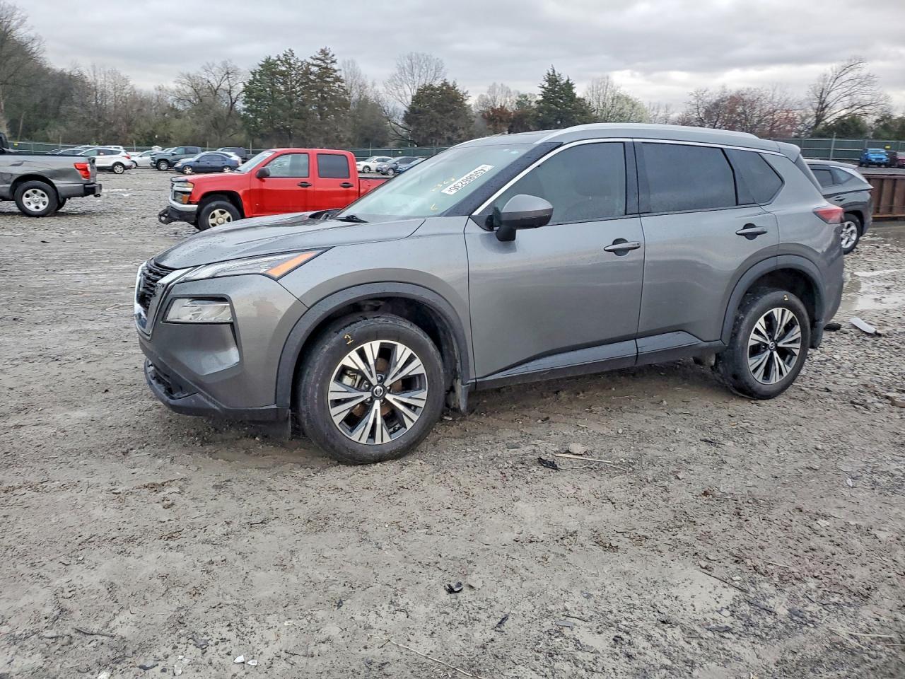 2021 Nissan Rogue Sv - zdjęcie główne